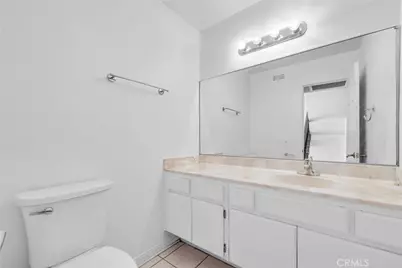 1077 Santo Antonio Drive #15, Colton, CA 92324 - Photo 8