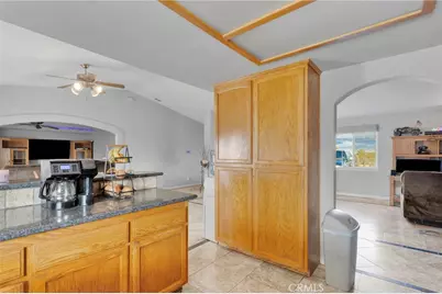 16271 Nisqualli Road, Victorville, CA 92395 - Photo 10