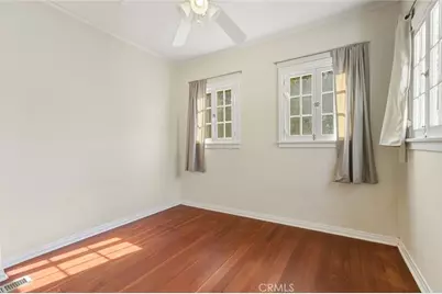 2038 Oakwood Street, Pasadena, CA 91104 - Photo 18