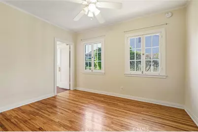 2038 Oakwood Street, Pasadena, CA 91104 - Photo 16