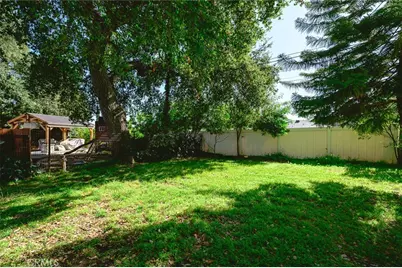 2038 Oakwood Street, Pasadena, CA 91104 - Photo 28