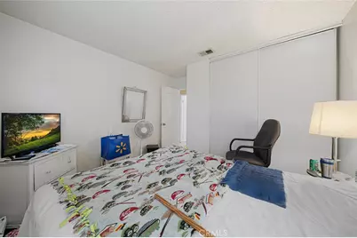 15465 Raymond Avenue, Fontana, CA 92336 - Photo 14