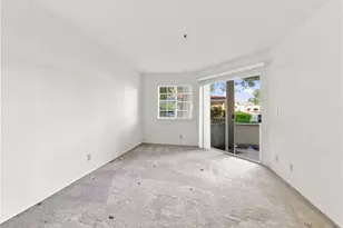 5728 Oak Bend Ln, Oak Park, CA 91377 - Photo 14