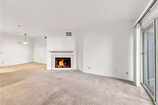 5728 Oak Bend Ln, Oak Park, CA 91377 - Photo 2