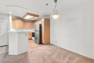 5728 Oak Bend Ln, Oak Park, CA 91377 - Photo 6