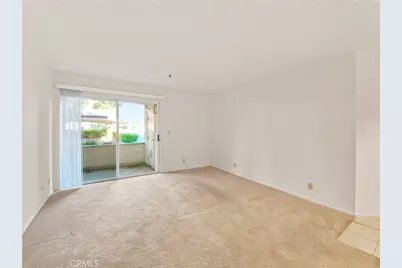5728 Oak Bend Lane #202, Oak Park, CA 91377 - Photo 4