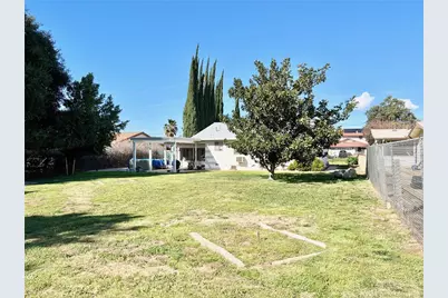 34385 Avenue H, Yucaipa, CA 92399 - Photo 48