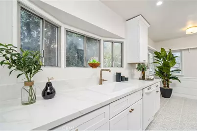 405 E Harvard, Ontario, CA 91764 - Photo 14