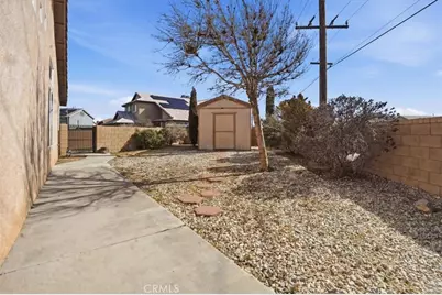 8910 Glenwood, Hesperia, CA 92344 - Photo 46