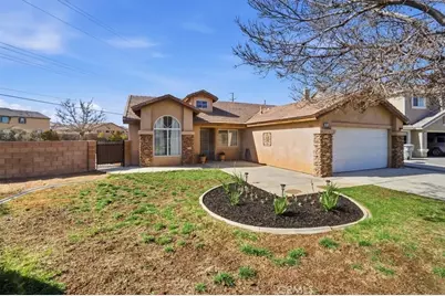 8910 Glenwood, Hesperia, CA 92344 - Photo 2