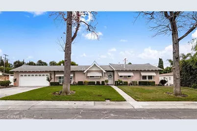 296 S Laurel, Upland, CA 91786 - Photo 2