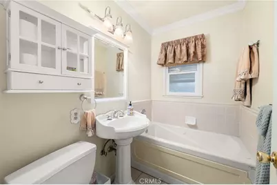 296 S Laurel, Upland, CA 91786 - Photo 16
