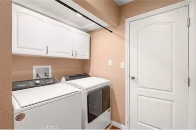 2400 E Canyon Drive, Wrightwood, CA 92397 - Photo 16