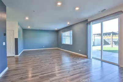 41037 Chambord Drive, Lake Elsinore, CA 92532 - Photo 18