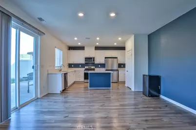 41037 Chambord Drive, Lake Elsinore, CA 92532 - Photo 10