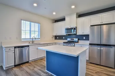 41037 Chambord Drive, Lake Elsinore, CA 92532 - Photo 12