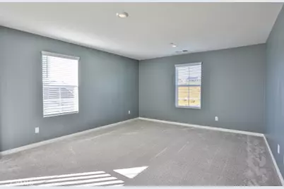 41037 Chambord Drive, Lake Elsinore, CA 92532 - Photo 20