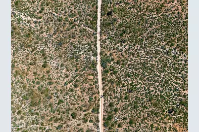 1 E Avenue V-12, Pearblossom, CA 93553 - Photo 12