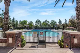 5313 Teramo, Fontana, CA 92336 - Photo 32