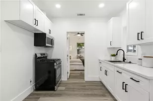 766 W Center, Pomona, CA 91768 - Photo 14