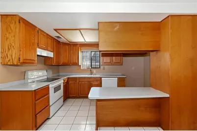 134 Coral Way, Upland, CA 91786 - Photo 8