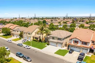 13894 Blue Ribbon Ln, Eastvale, CA 92880 - Photo 18