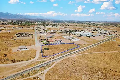 4 Whitehaven Street, Oak Hills, CA 92344 - Photo 6