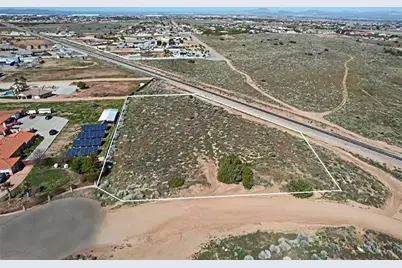 4 Whitehaven Street, Oak Hills, CA 92344 - Photo 26