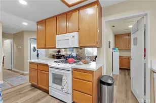 13032 Rainwood Ct, Victorville, CA 92395 - Photo 14