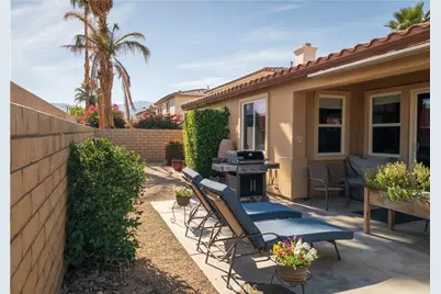 240 Paseo Vista Cir, Palm Desert, CA 92260 - Photo 42