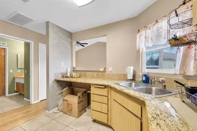 14008 Ridgewood, Fontana, CA 92337 - Photo 10