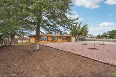 13954 Cronese Road, Apple Valley, CA 92307 - Photo 2