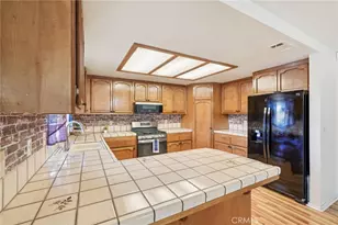 13954 Cronese Rd, Apple Valley, CA 92307 - Photo 12