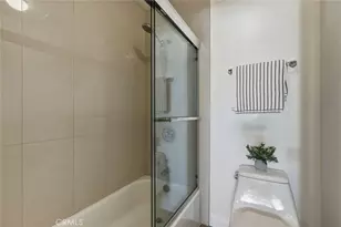 906 S Mountain Ave, Ontario, CA 91762 - Photo 20
