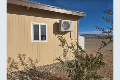 84951 Eddie Albert, 29 Palms MCB, CA 92277 - Photo 12