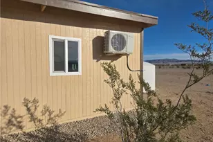 84951 Eddie Albert, 29 Palms MCB, CA 92277 - Photo 12