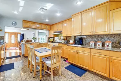 1350 Graynold Avenue, Glendale, CA 91202 - Photo 10