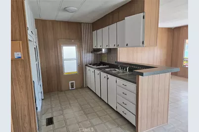 1700 State #56, Hemet, CA 92543 - Photo 4