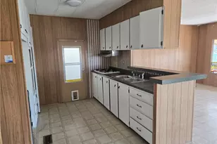 1700 State, Hemet, CA 92543 - Photo 4