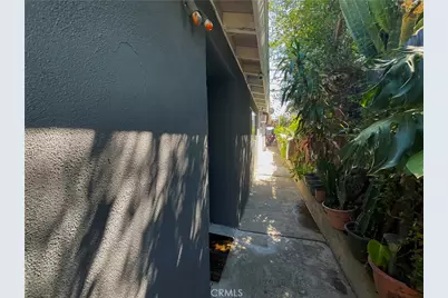 4766 Hammel, Los Angeles, CA 90022 - Photo 2