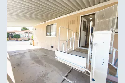 840 E Foothill Boulevard #203, Azusa, CA 91702 - Photo 32