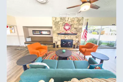 840 E Foothill Boulevard #203, Azusa, CA 91702 - Photo 40