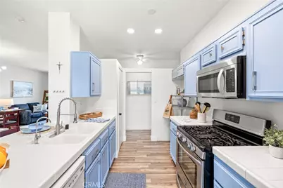 11537 11537 Winter Place, Adelanto, CA 92301 - Photo 14