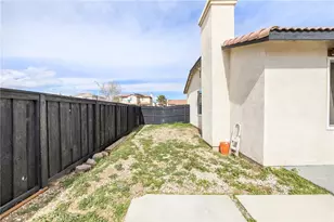 11537 Winter Pl, Adelanto, CA 92301 - Photo 34