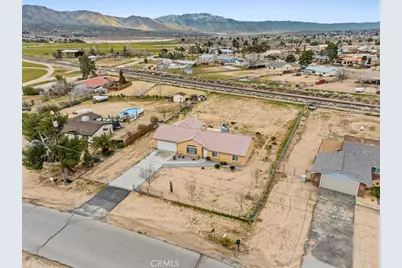 19251 Vine Street, Hesperia, CA 92345 - Photo 32