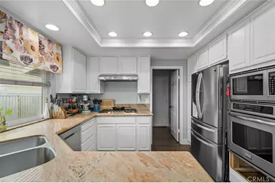 5810 Greens Drive, Riverside, CA 92509 - Photo 14