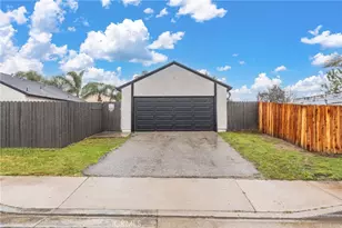 1365 W Etiwanda Ave, Rialto, CA 92376 - Photo 26