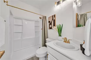 35640 Sainte Foy, Murrieta, CA 92563 - Photo 46