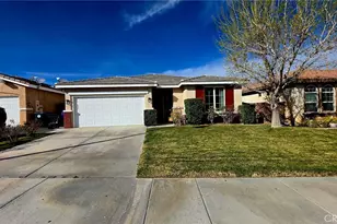 12324 Firefly, Victorville, CA 92392 - Photo 2