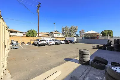 960 W Holt, Ontario, CA 91762 - Photo 6